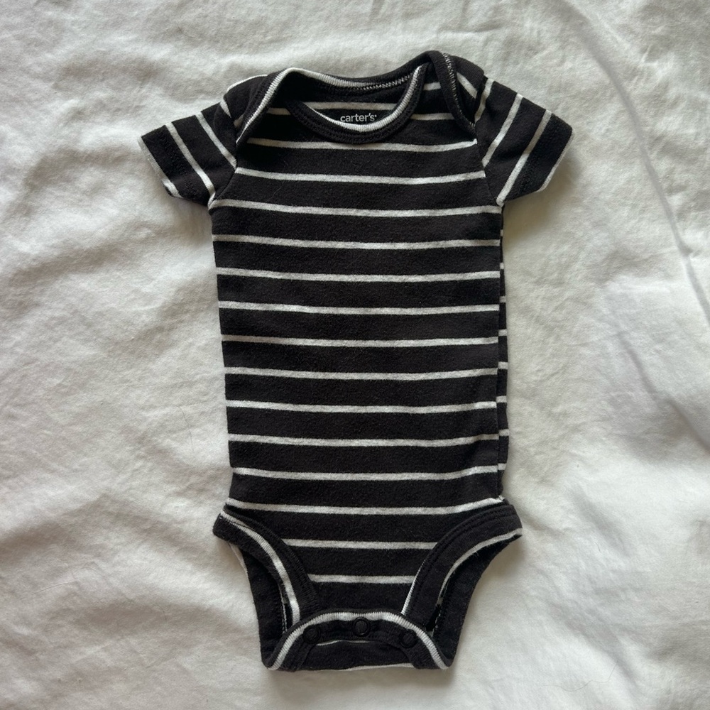 Carters Onsie - Picture 2 of 3